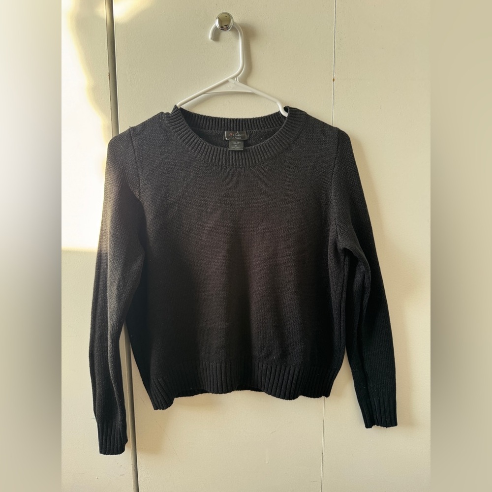 Elegant Black Crew Neck Sweater
